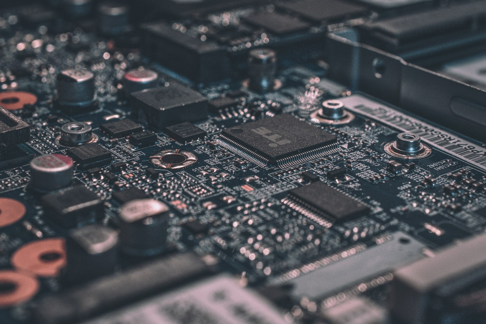 Backup Strategies for Configuration on Edge Devices